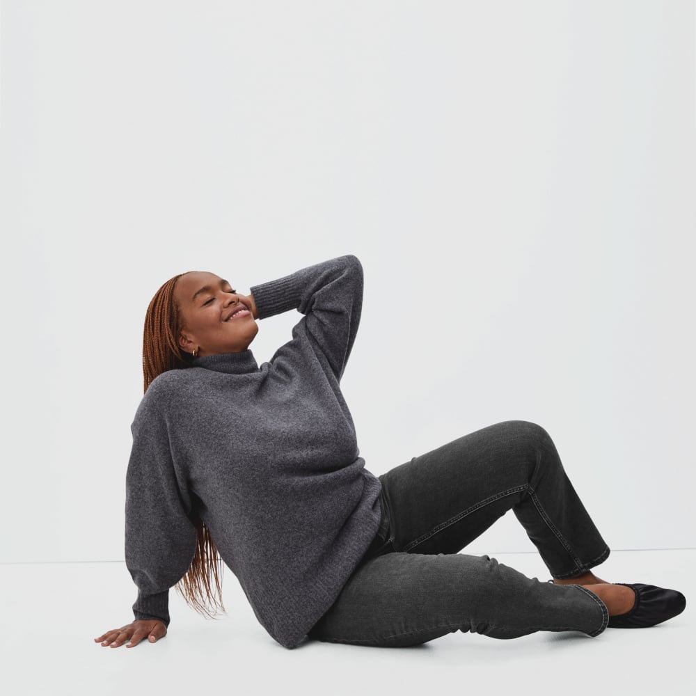 The Curvy Cheeky® Straight Jean in Washed Black — detail view