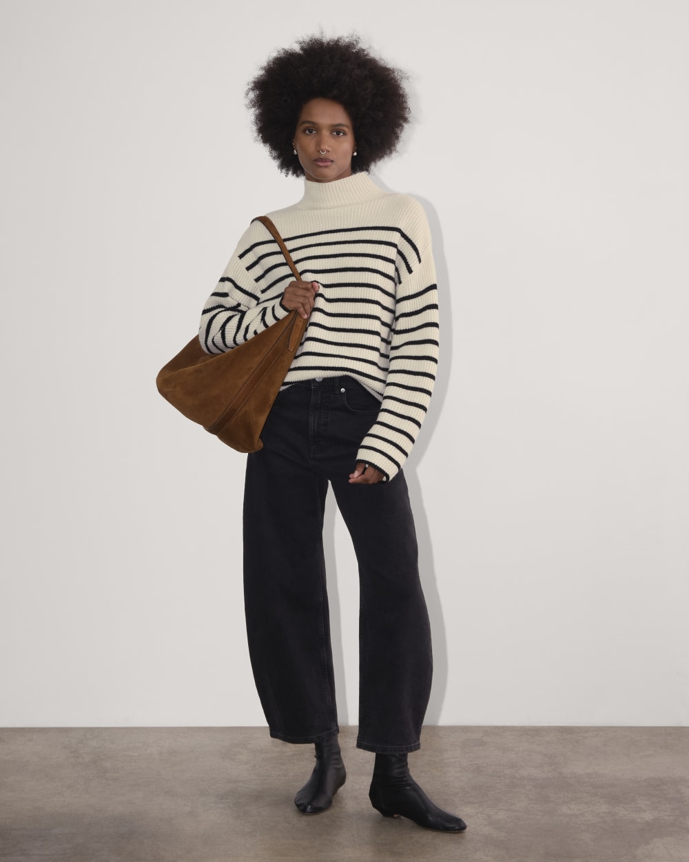 The Fisherman Turtleneck in Wool Cashmere in Bone / Black — detail view