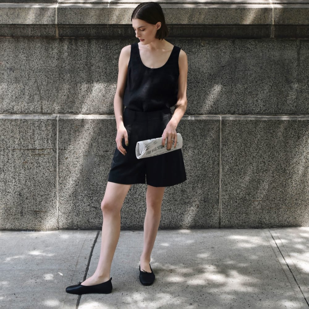 The Draper Short in Buttersmooth in Black — detail view