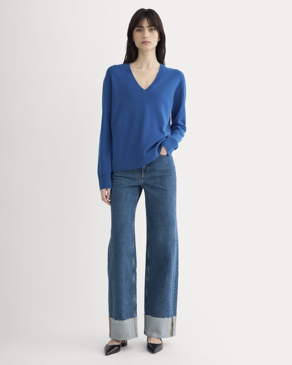 The Classic V in Cashmere in Classic Blue — detail view