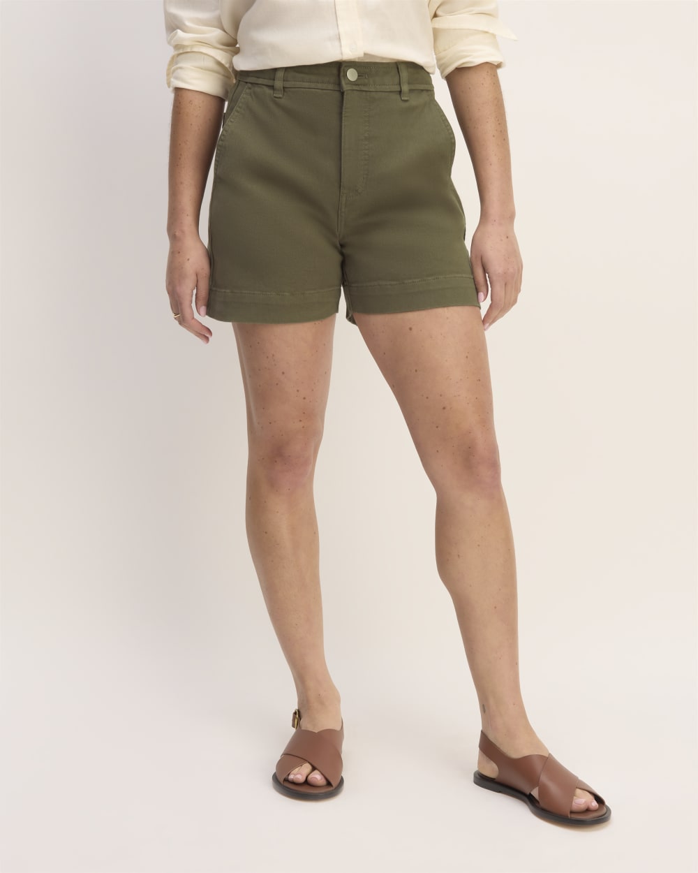 The Utility Short in Kalamata — detail view