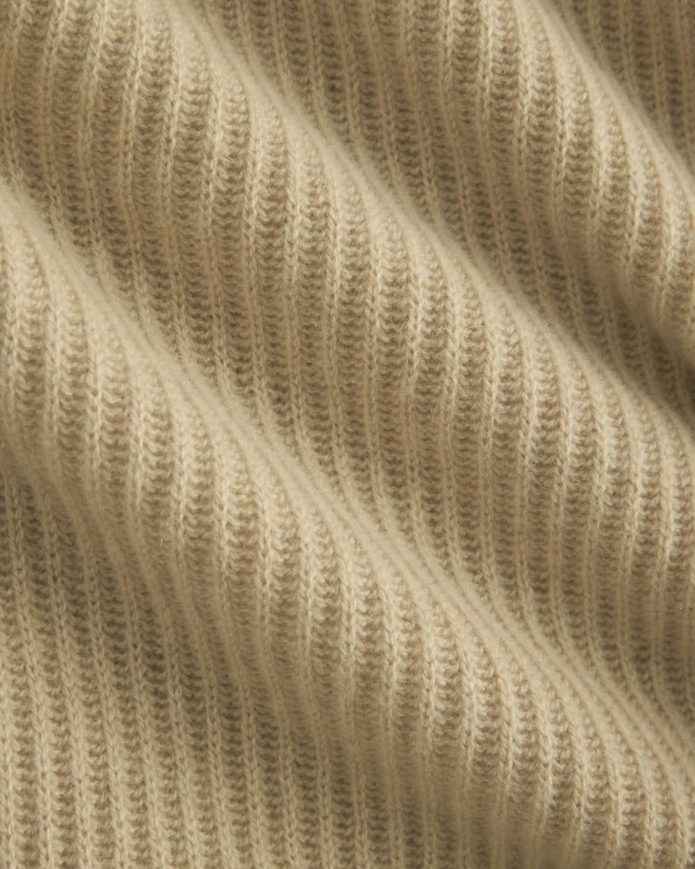 The Cocoon Henley in Wool Cashmere in Heather Light Camel — detail view