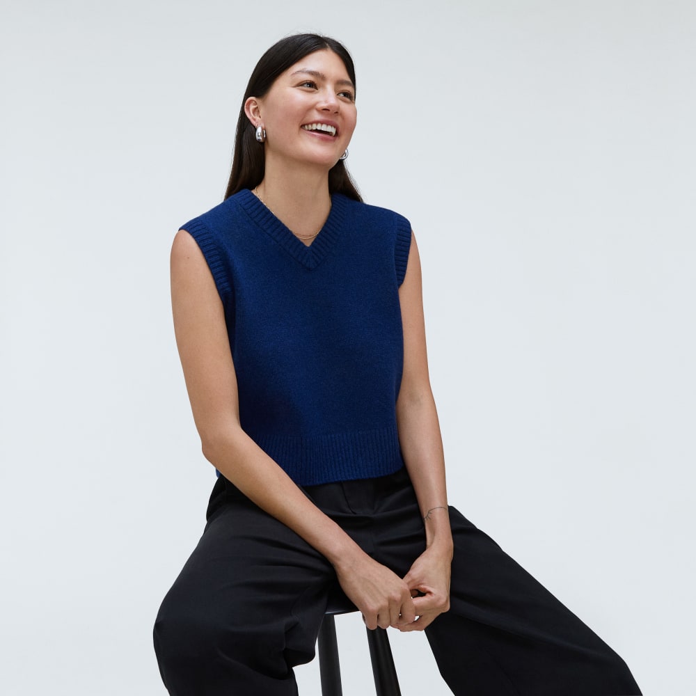 The Cashmere Vest in Bright Navy — detail view