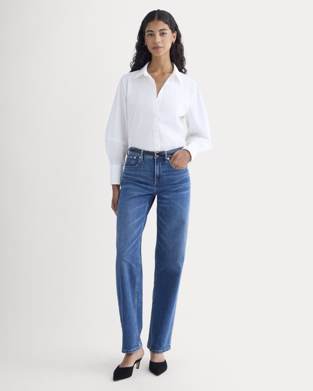 Lantern-Sleeve Shirt in Lightweight Cotton in White — detail view
