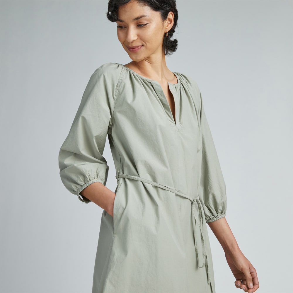The Raglan Sleeve Poplin Dress in Seagrass — detail view