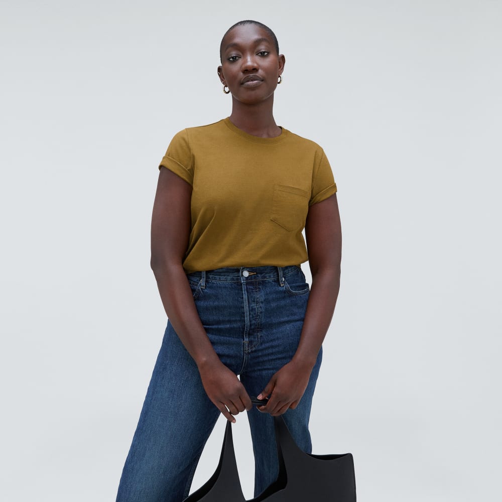 The Box-Cut Tee in Essential Cotton in Tapenade — detail view