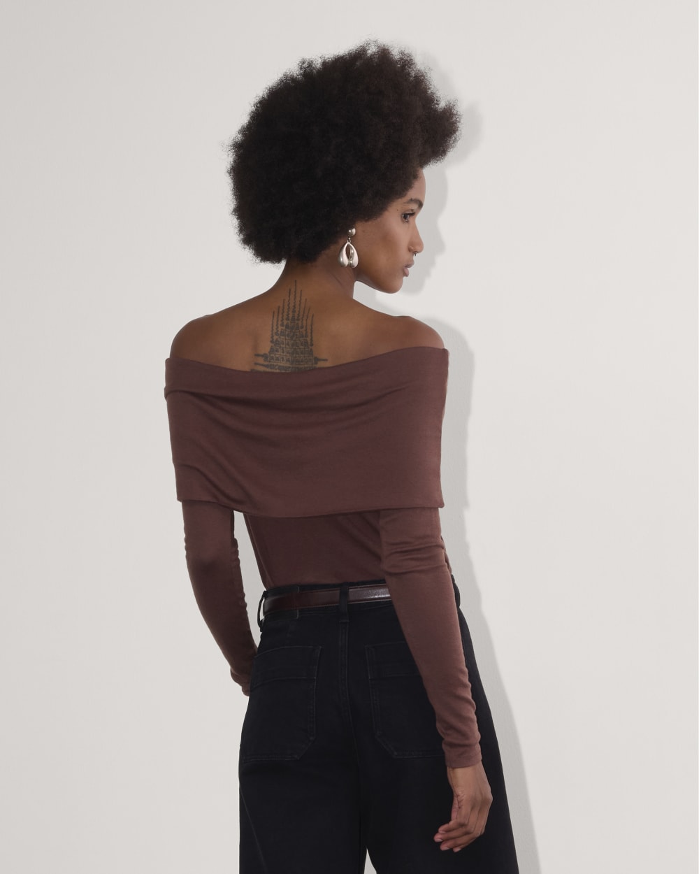 The Off-the-Shoulder Top in Butterluxe in Dark Mahogany — detail view