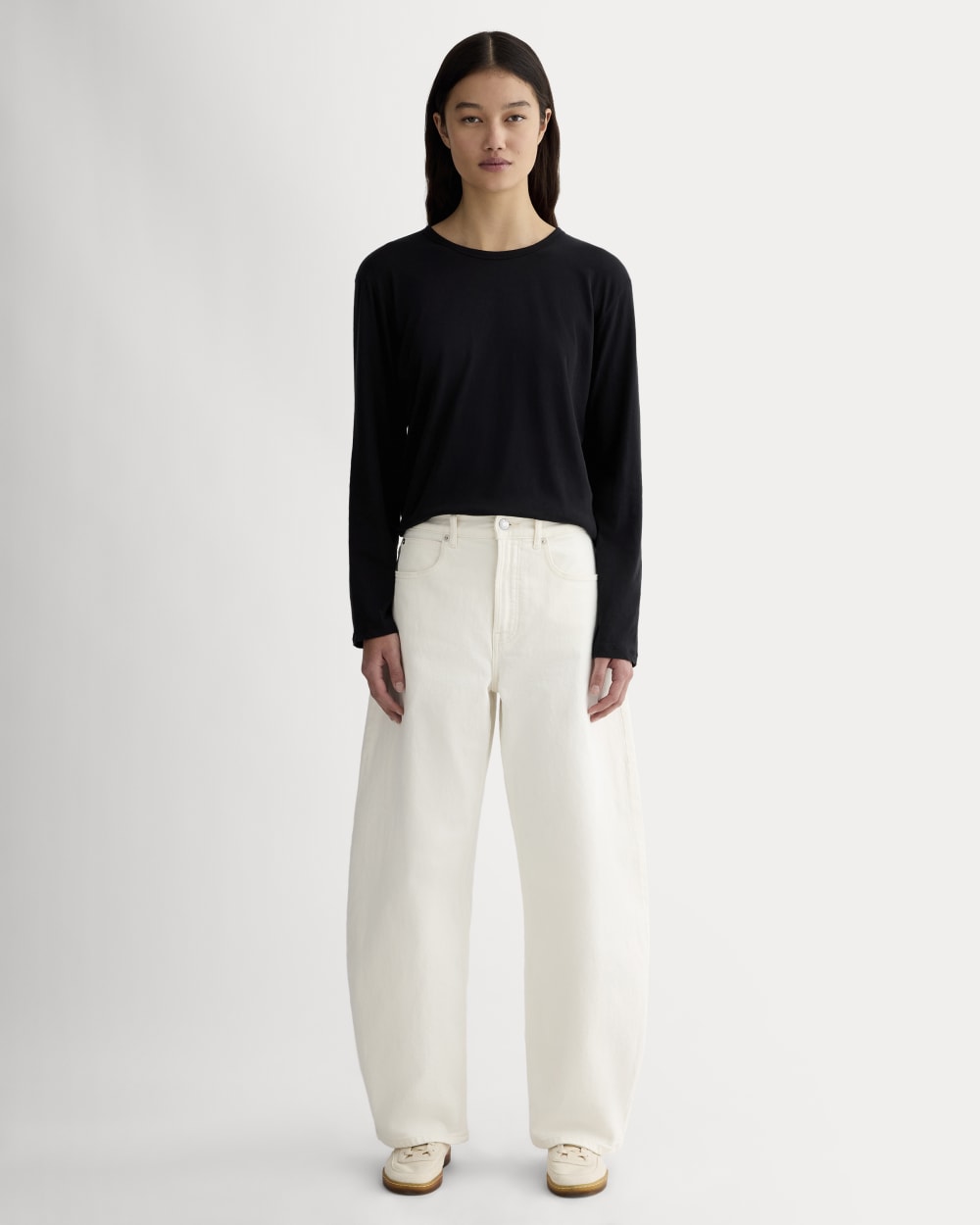 The Air Long-Sleeve Tee in Black — detail view