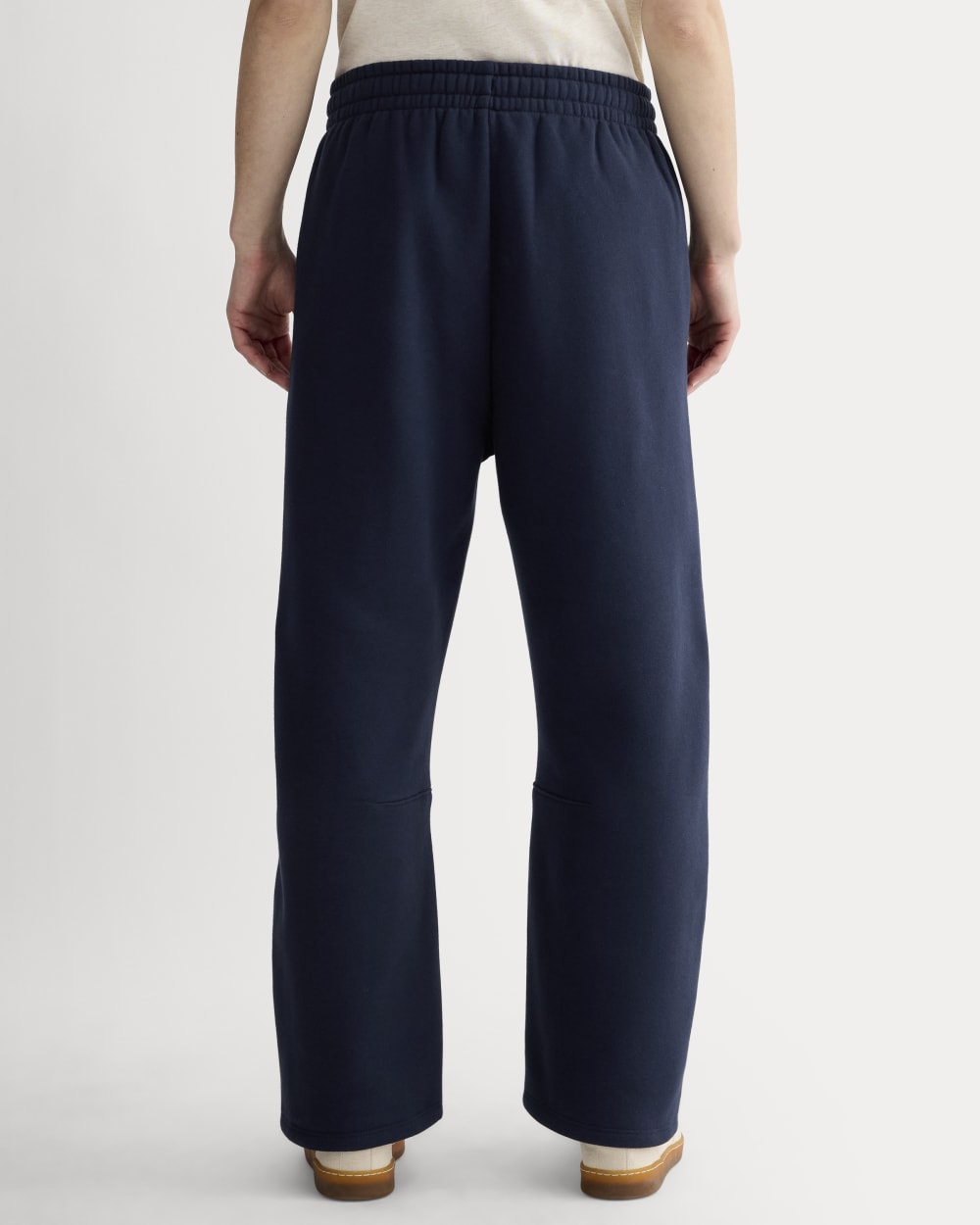Luxe Fleece Barrel Sweatpant in Navy — detail view