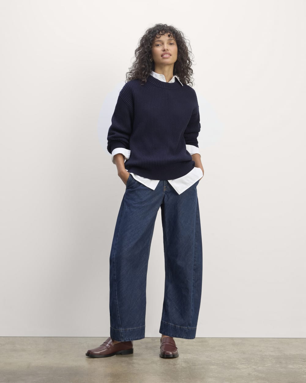 The Cocoon Crew in Everyday Cotton in Navy — detail view