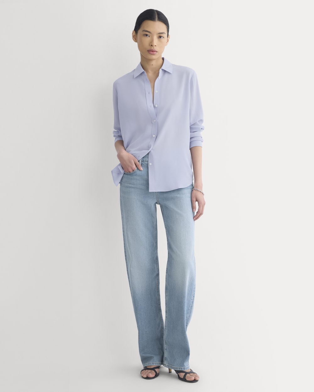 The Must-Have Shirt in Washable Silk in Aleutian — detail view