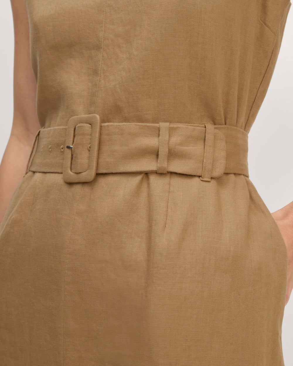 The Linen Belted Midi Dress in Tiger's Eye — detail view