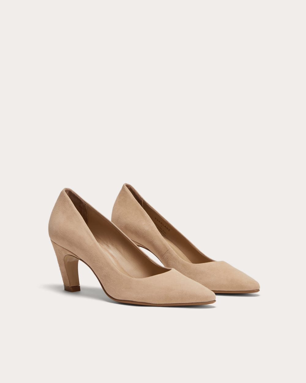 The Banana Pump in Blush Tan — detail view