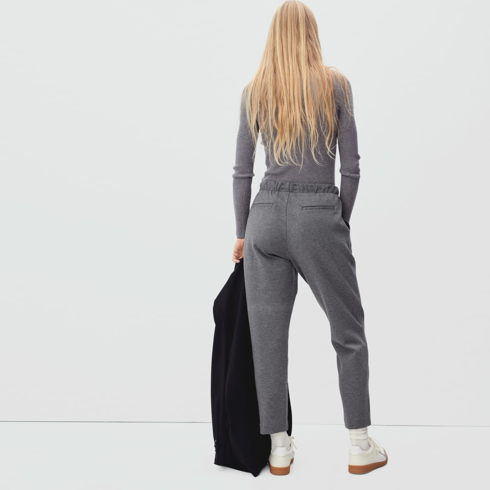The Dream Pant® in Heathered Charcoal — detail view