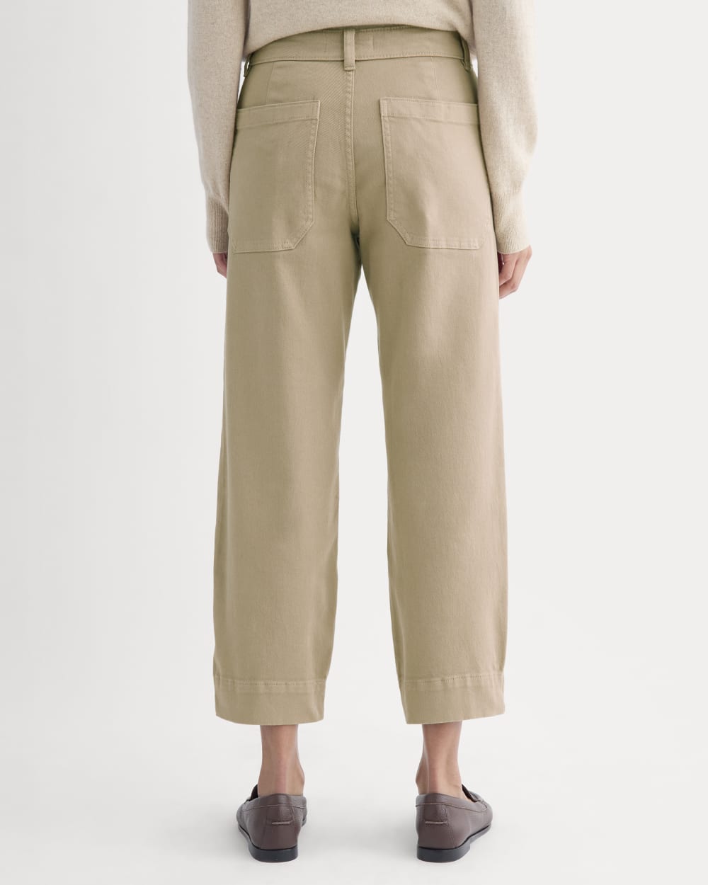 The Utility Straight-Leg Pant in Trench Coat Khaki — detail view