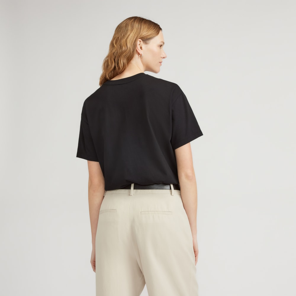 The Organic Cotton Relaxed Pocket Tee in Black — detail view