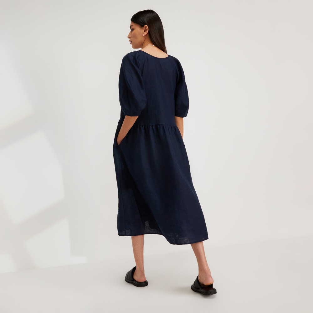 The Linen Oversized Puff-Sleeve Dress in Navy — detail view
