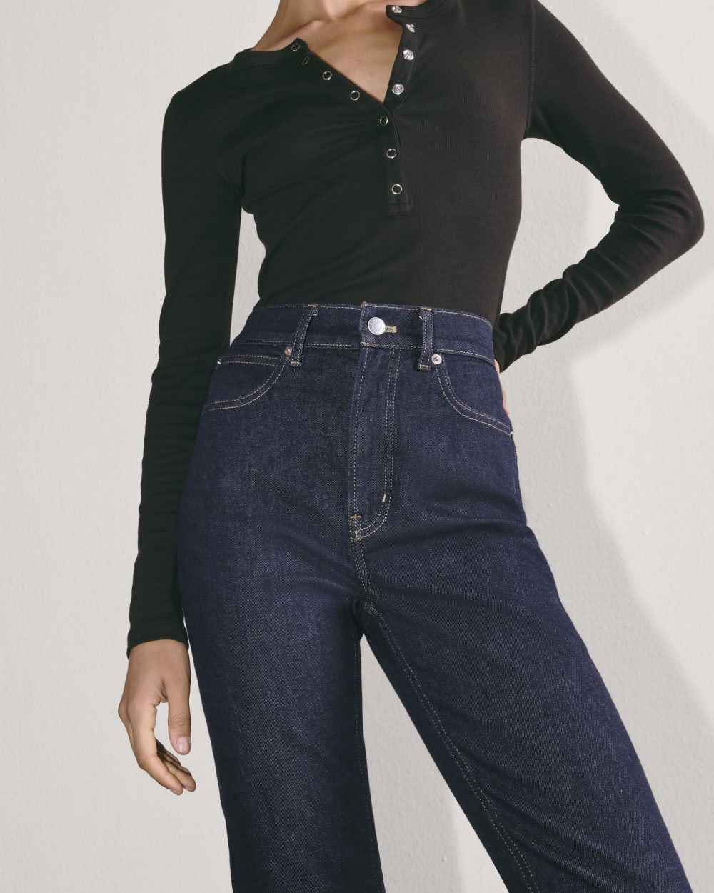 The Way-High® Slim Jean in Pure Blue — detail view