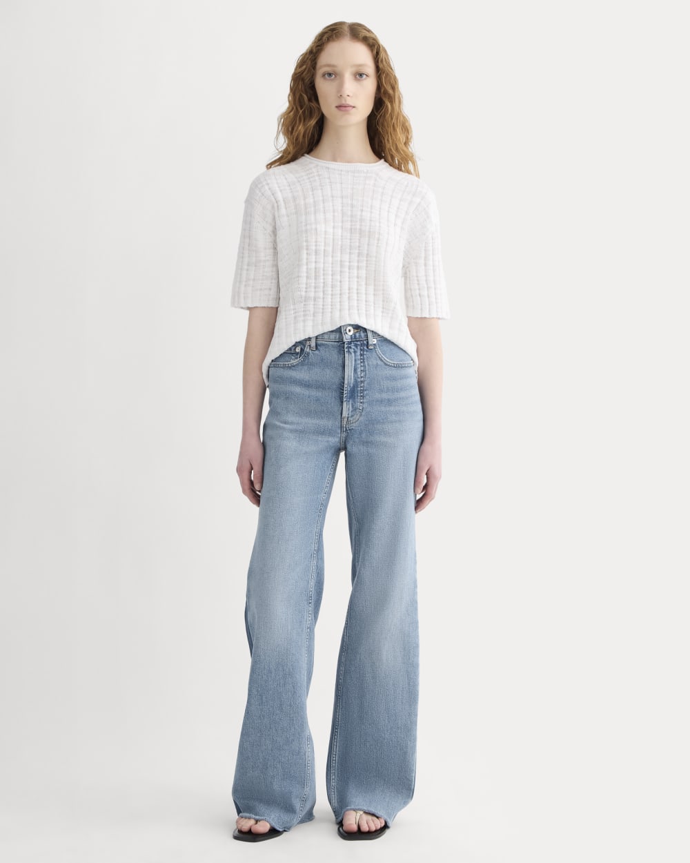 The Oversized Tee in Cotton Linen in White — detail view