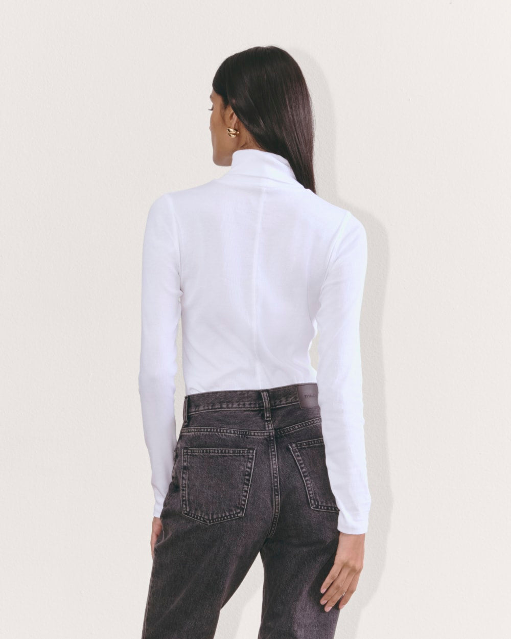 The Luxe Rib Turtleneck in White — detail view