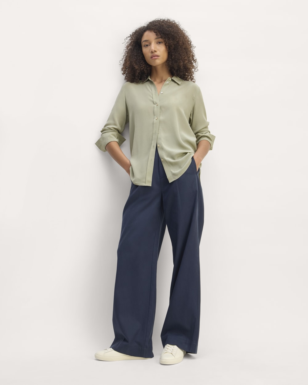 The Must-Have Shirt in Washable Silk in Seagrass — detail view