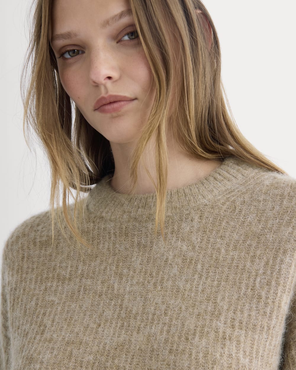 The Cocoon Crew in Alpaca in Dark Heathered Camel — detail view