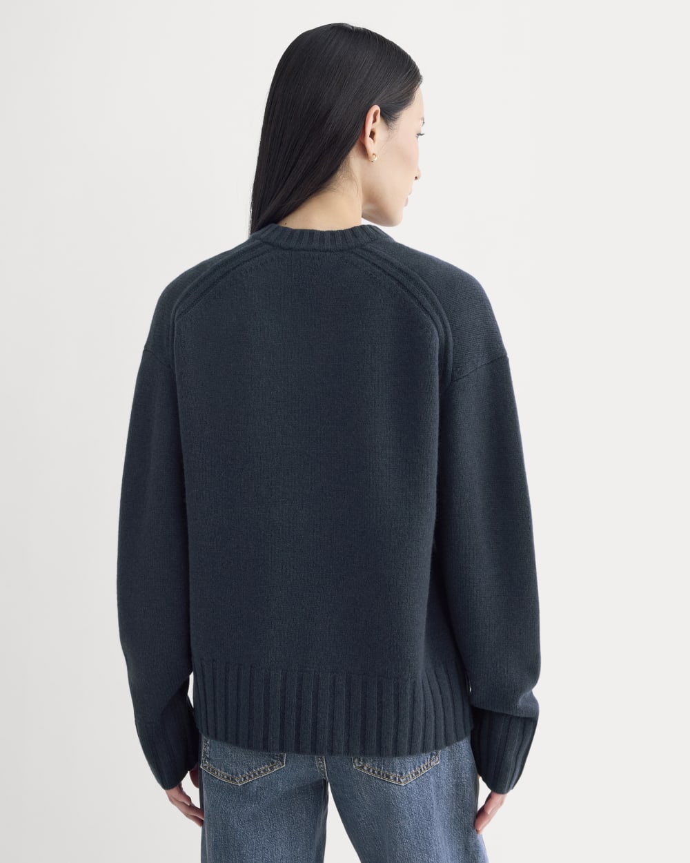 V-Neck Sweater in Extrafine Luxe Merino in Navy — detail view