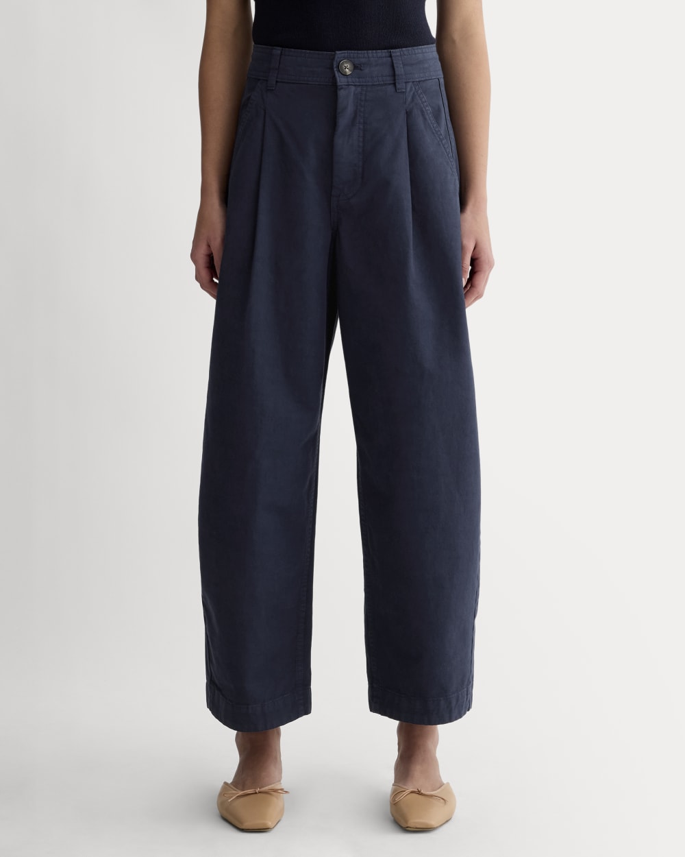 The Everywhere Pant in Navy — detail view