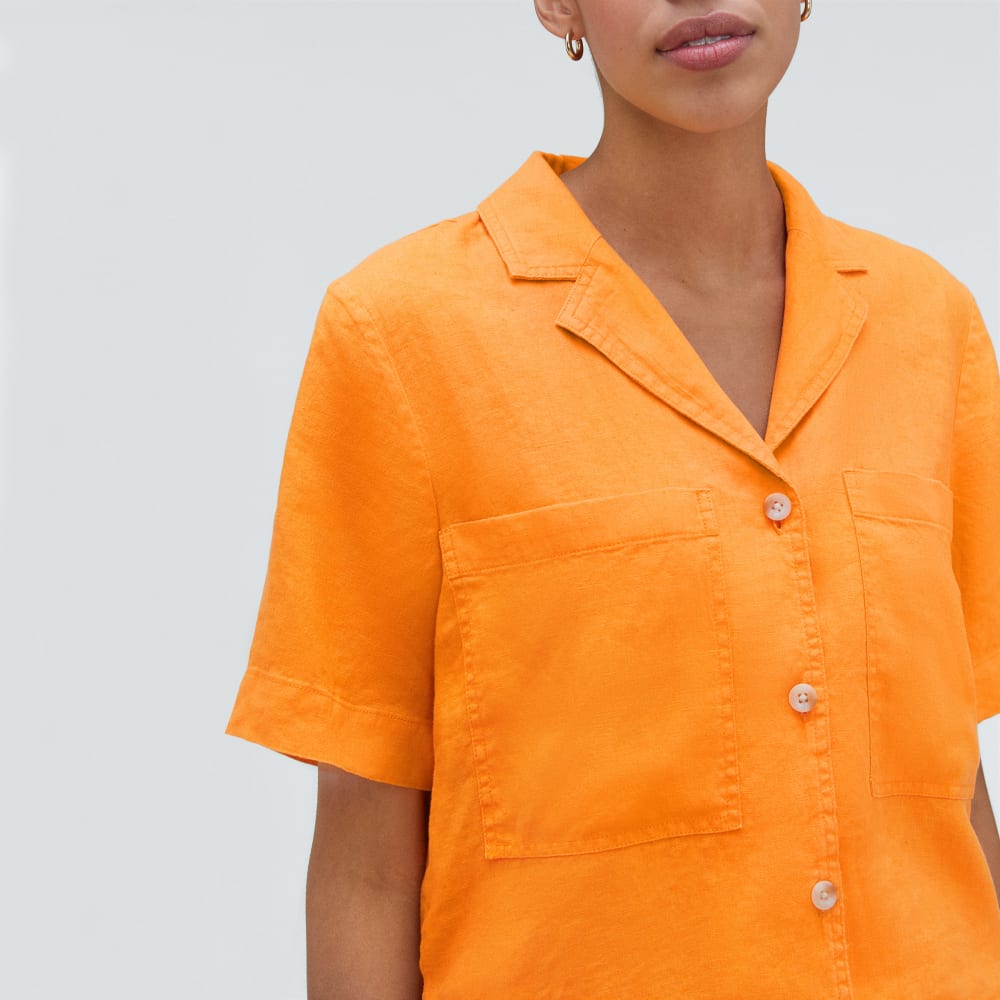 The Linen Workwear Shirt in Turmeric — detail view