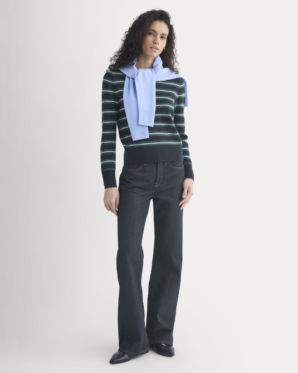Cashmere Slim Crew Sweater in Hunter Green/Open Air Blue — detail view
