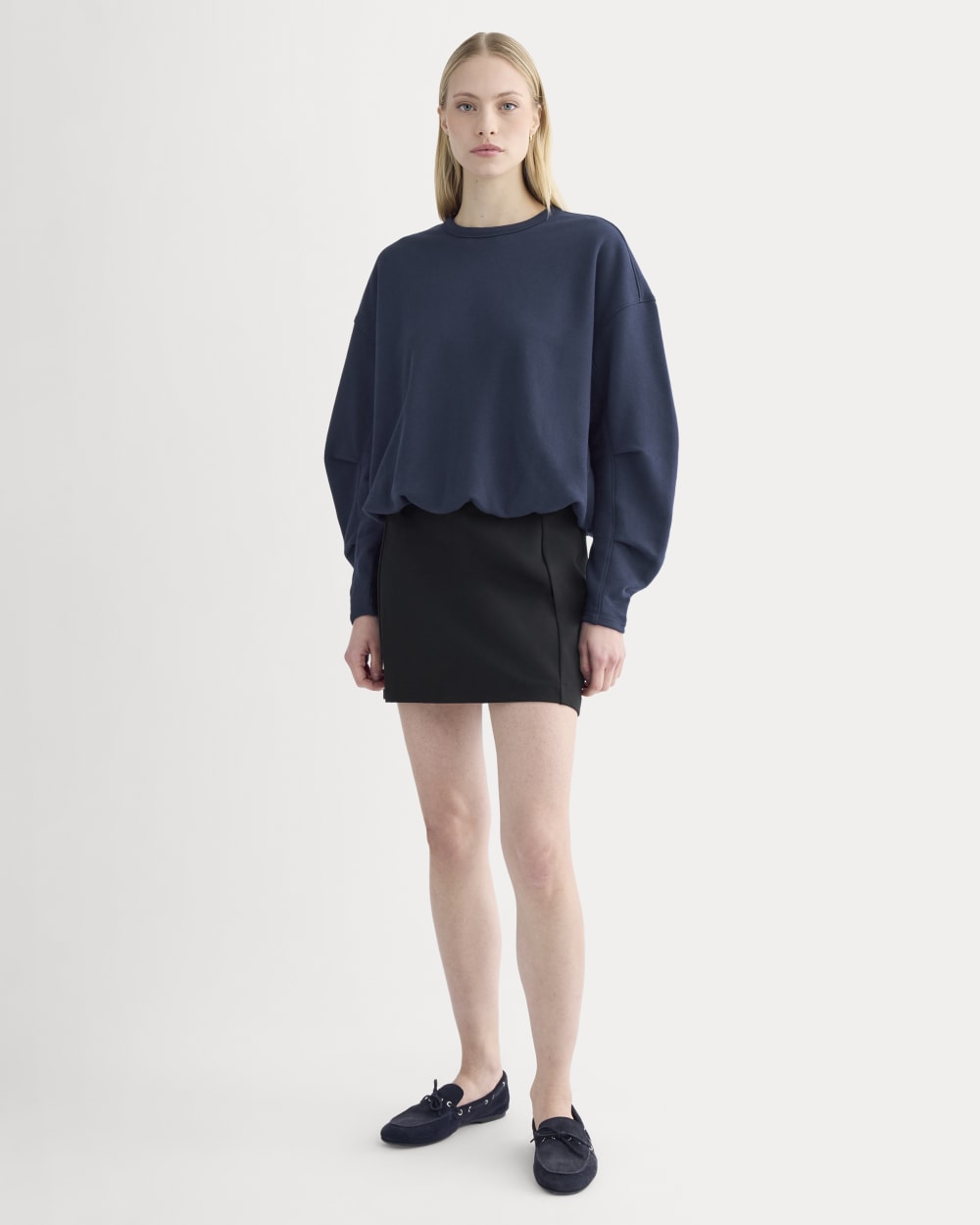 Lightweight Terry Bubble Sweatshirt in Navy — detail view