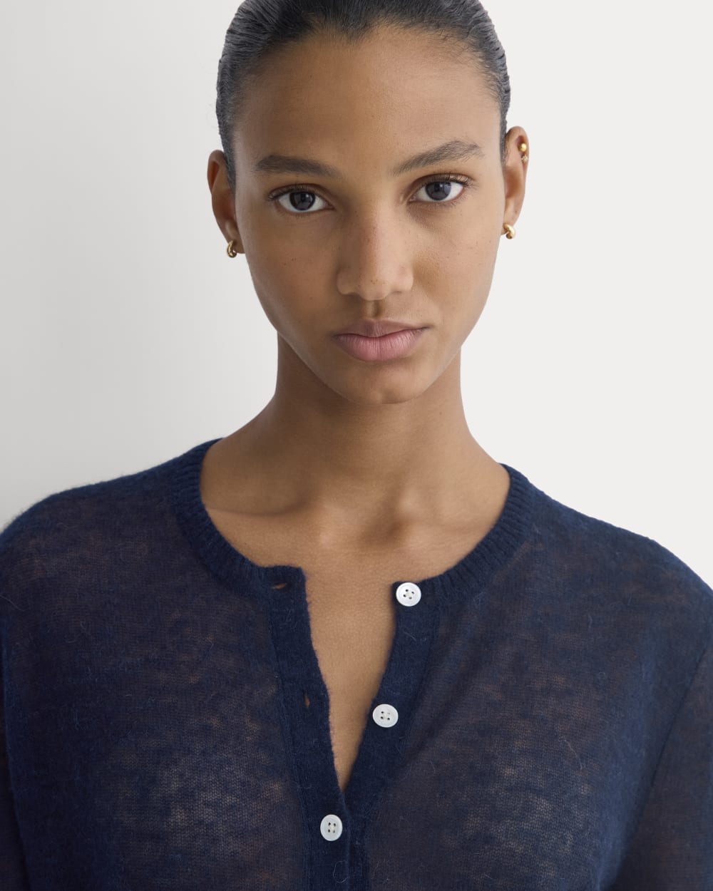 The Air Alpaca™ Short-Sleeve Cardigan in Navy — detail view
