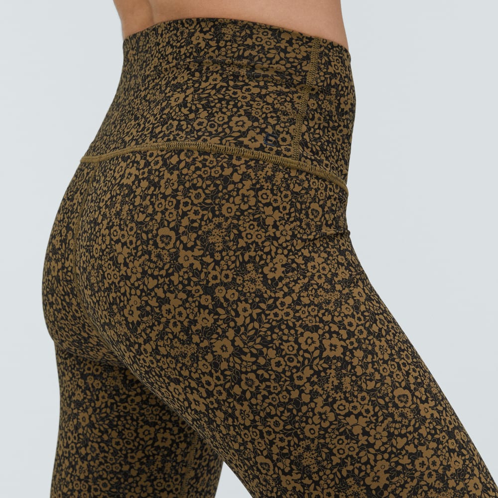The Perform Legging® in Black / Breen Floral — detail view