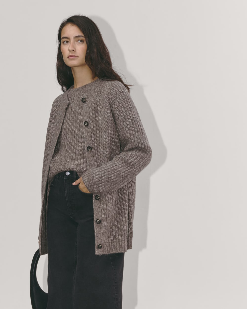 The Fisherman Cardigan in Cloud in Taupe Melange — detail view