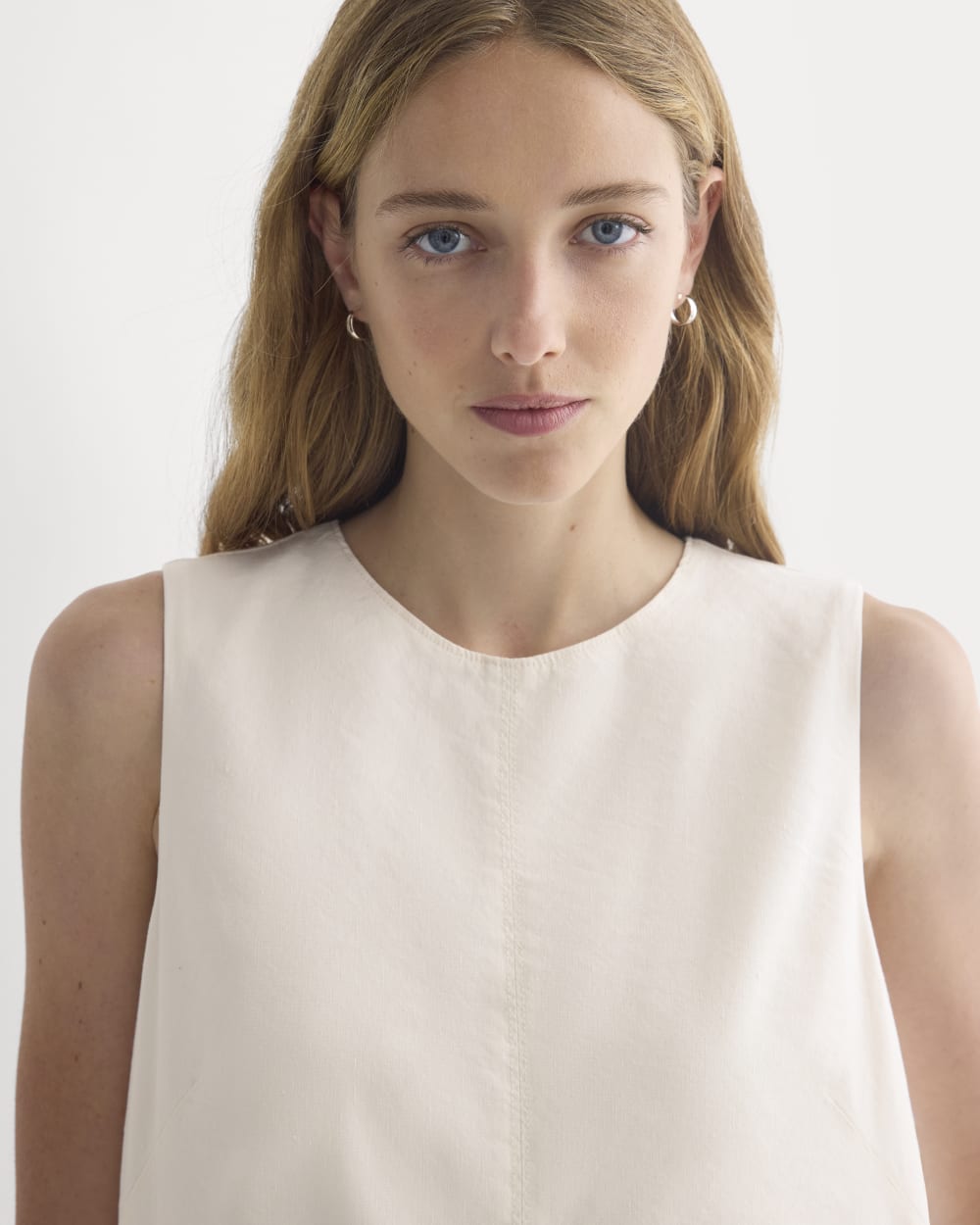The Shift Dress in Stretch Linen in Bone — detail view