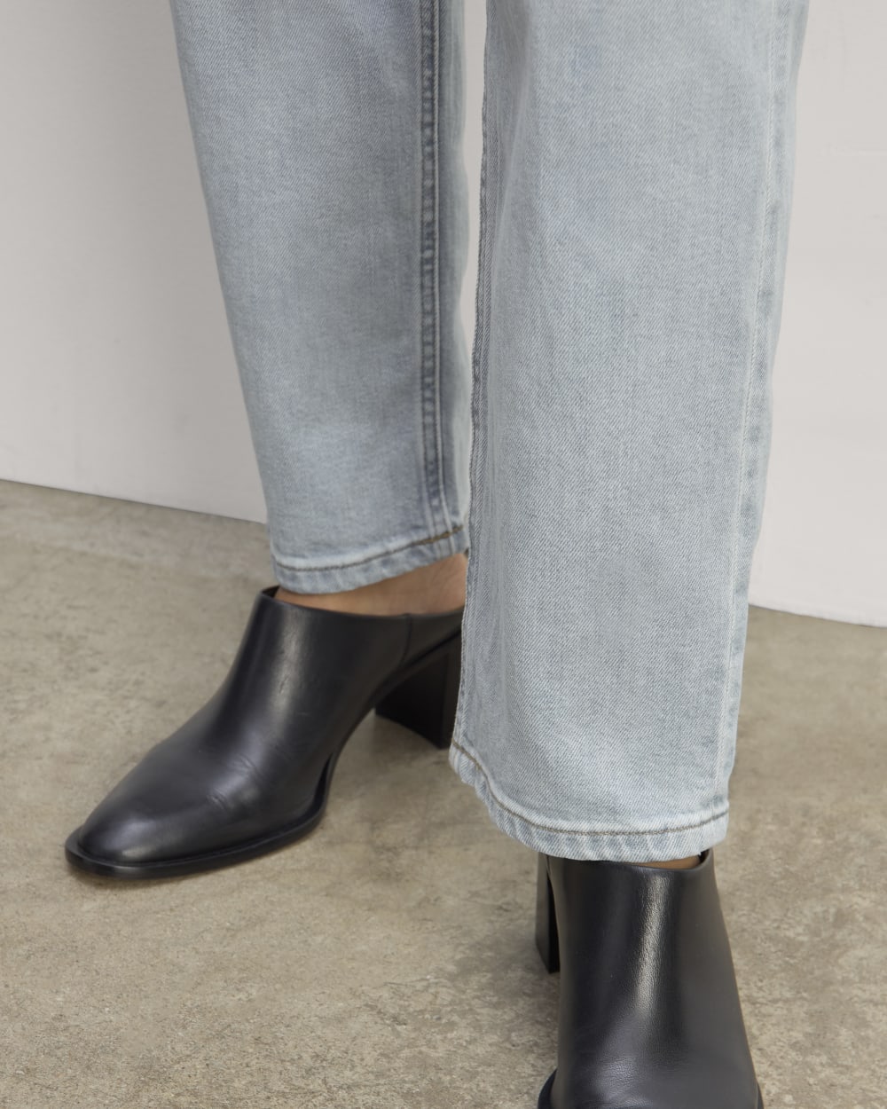 The Cheeky Hourglass Jean in Light Sky — detail view