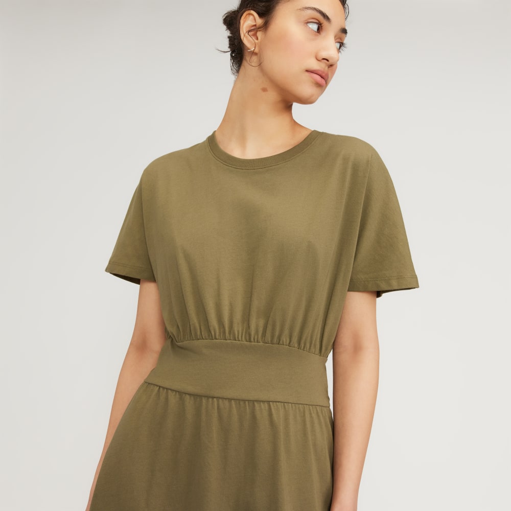 The Organic Cotton Waisted Dress in Kalamata — detail view