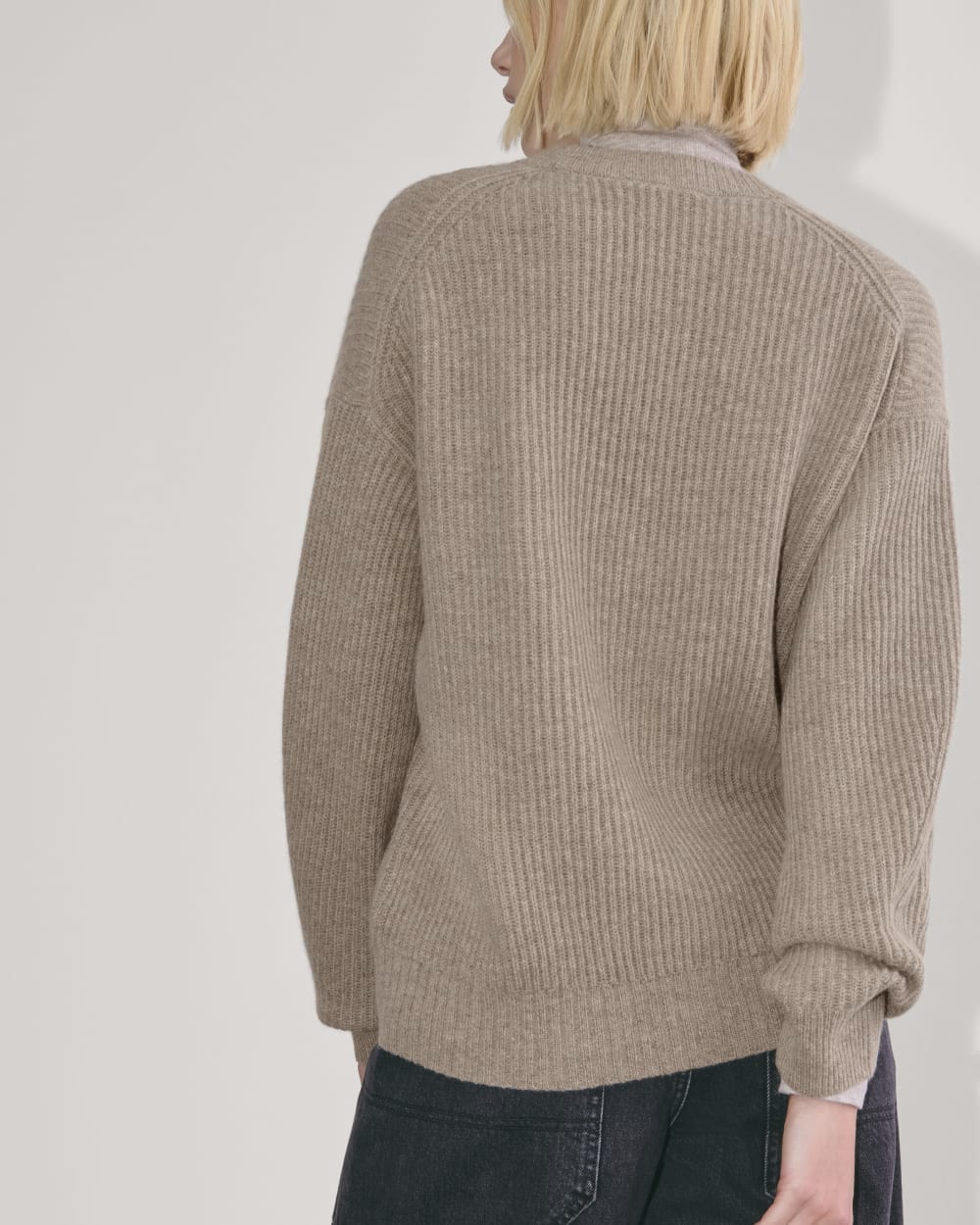 The Cocoon Crew in Wool Cashmere in Oatmeal — detail view