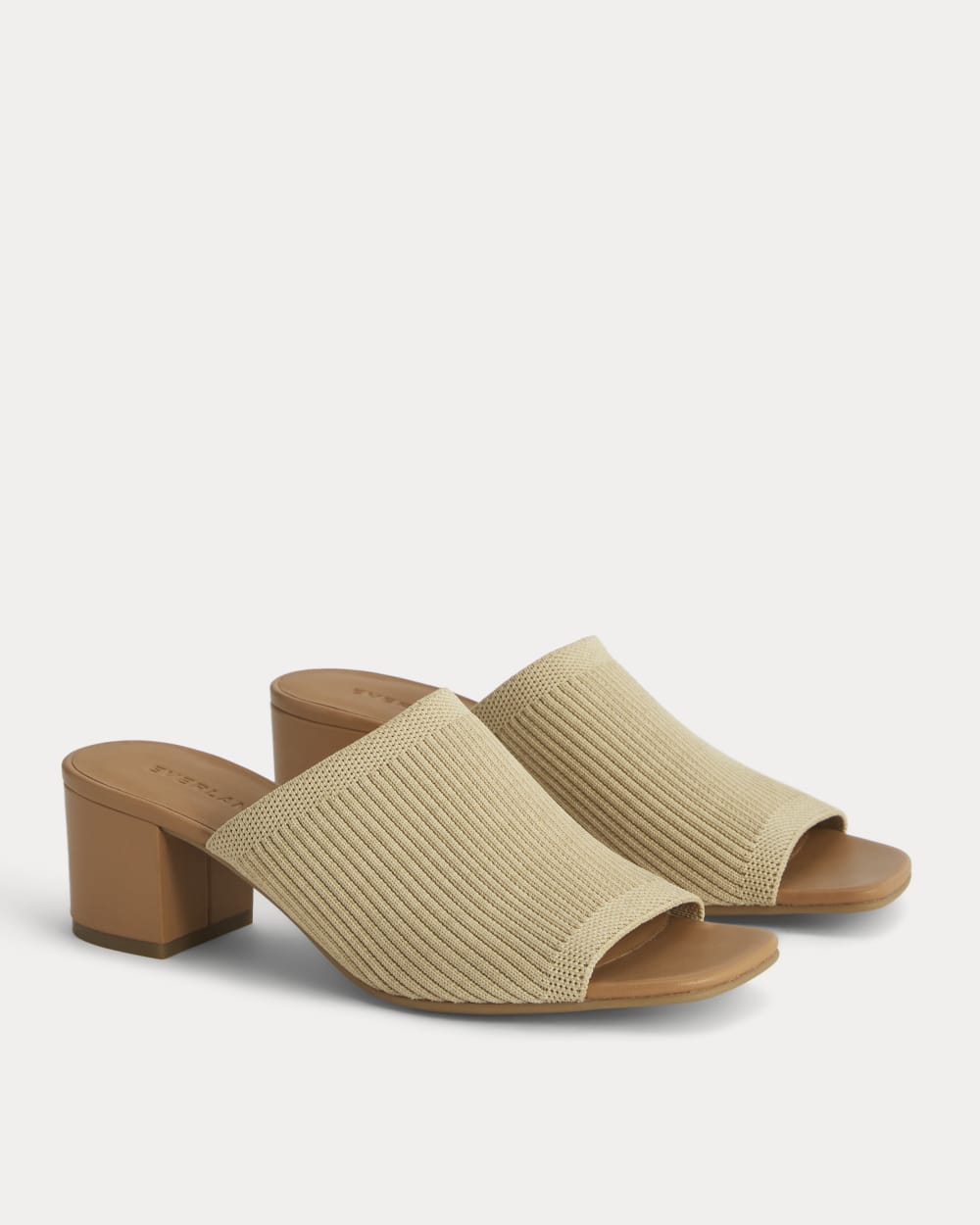 The Glove Mule in ReKnit in Raffia — detail view
