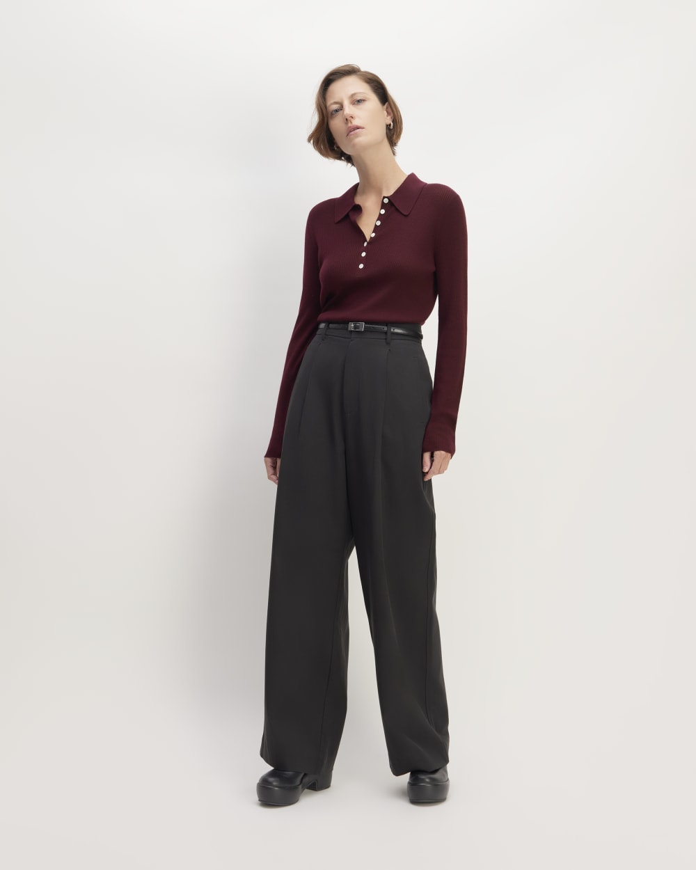 The Polo in Ultrasoft Merino in Burgundy — detail view