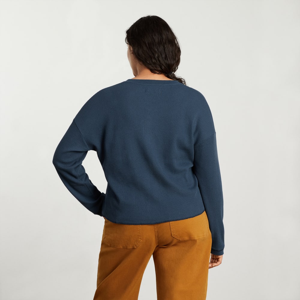 The Organic Cotton Waffle Henley in Atlantic — detail view