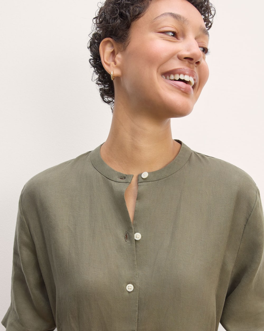 The Frolic Dress in Linen in Kalamata — detail view