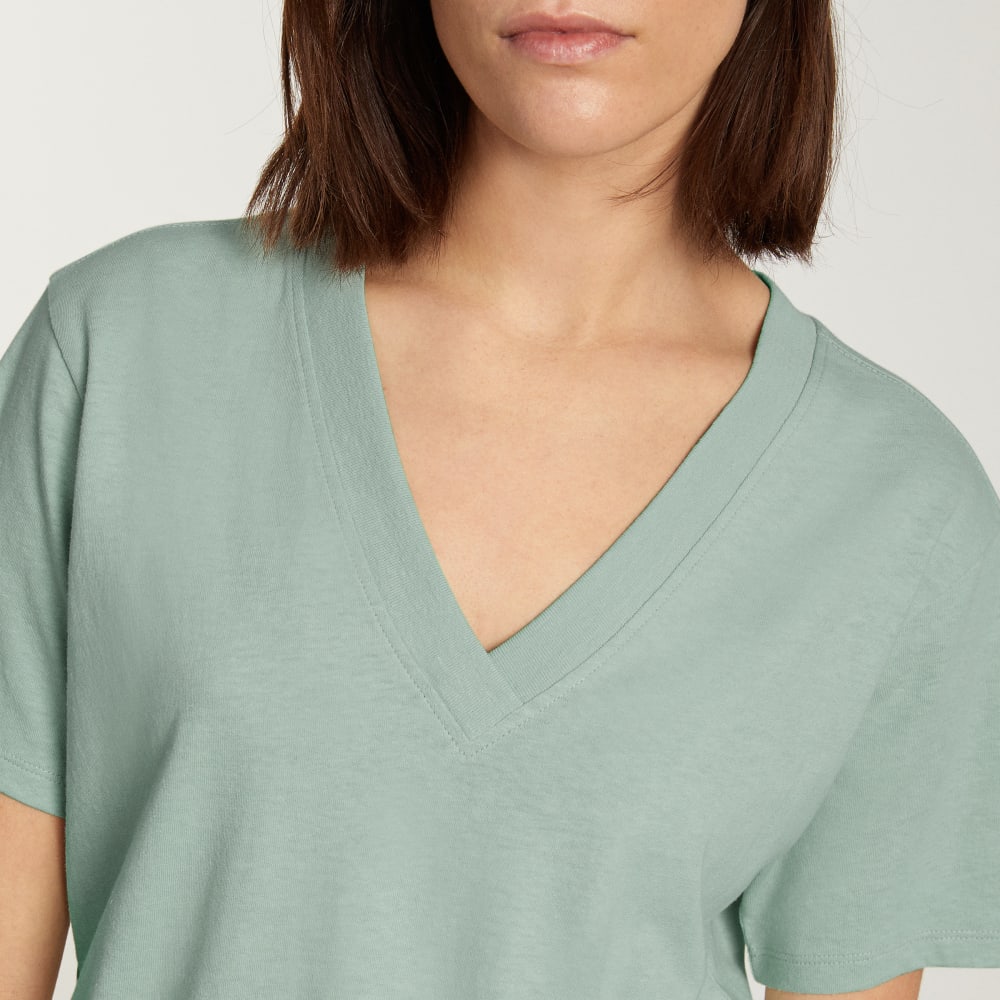 The Vintage V-Neck Hemp Tee in White Sage — detail view
