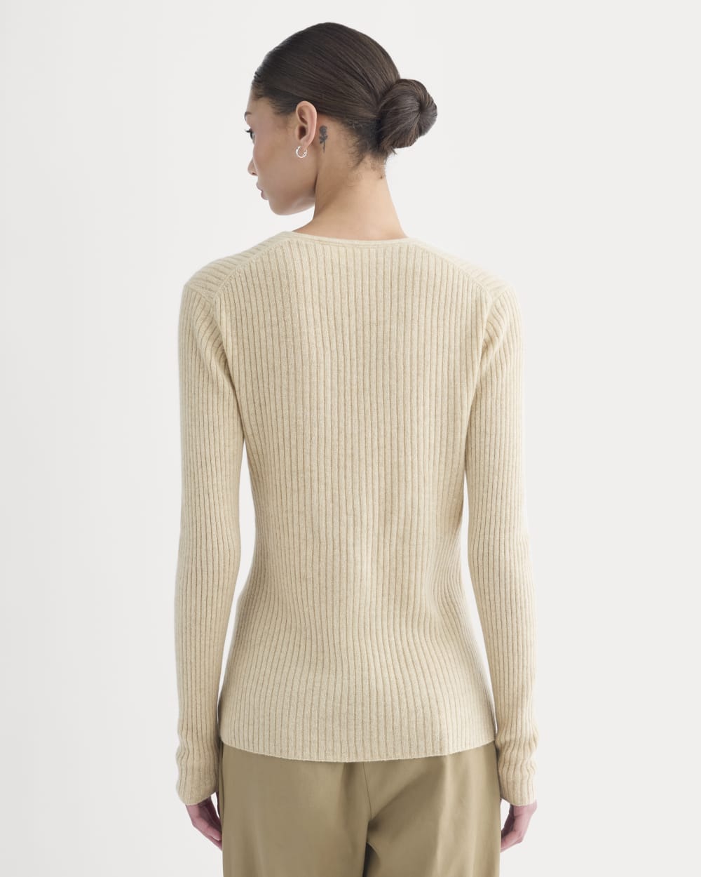Cashmere Ribbed V-Neck Cardigan in Heather Light Camel — detail view