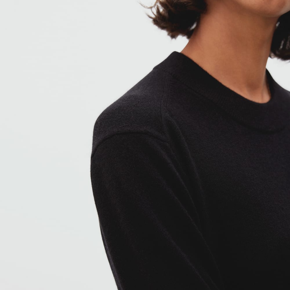 The Cashmere Crew in Black — detail view