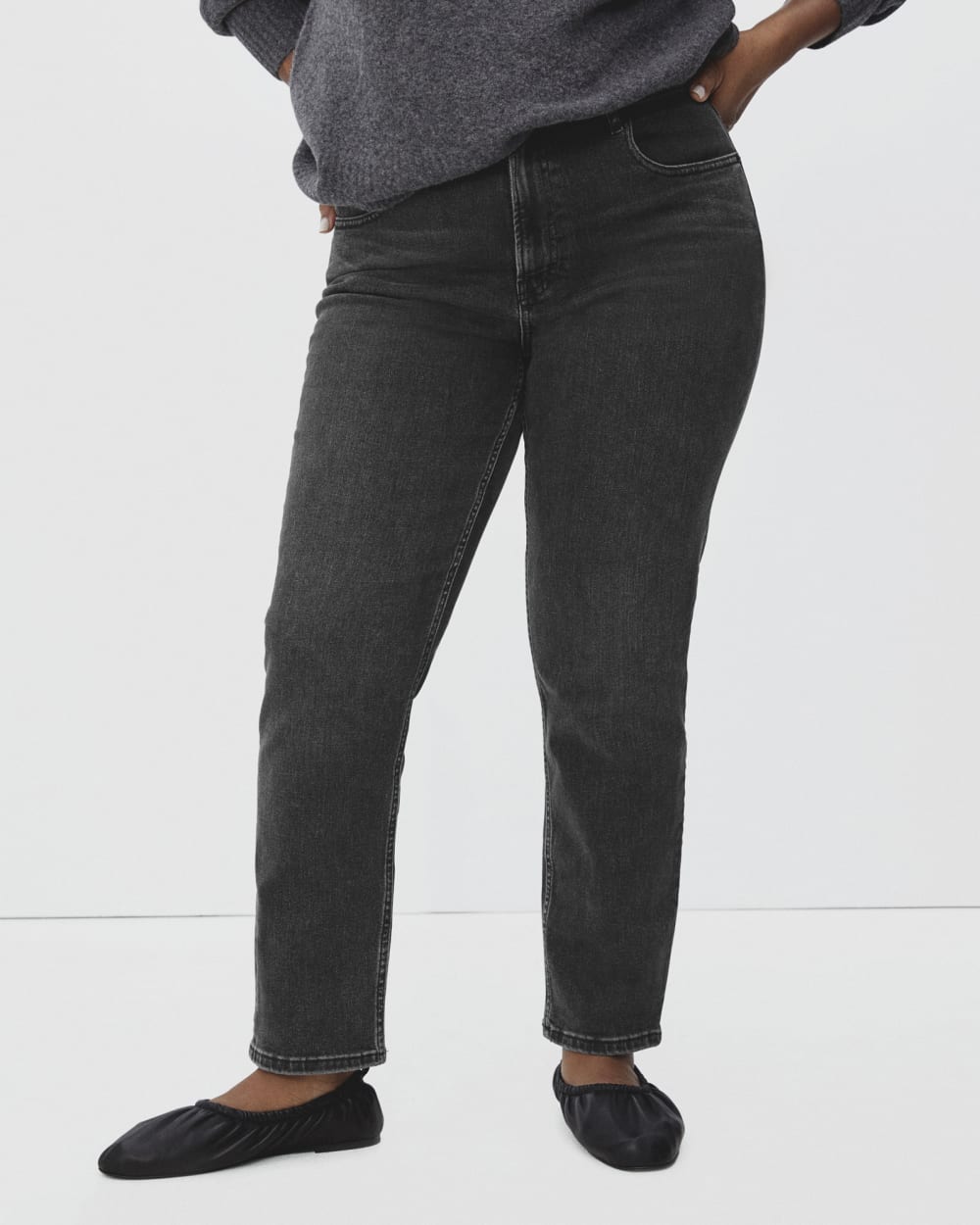 The Curvy Cheeky® Straight Jean in Washed Black — detail view