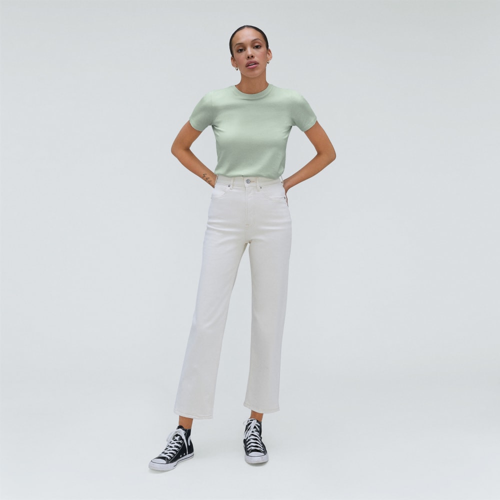 The Organic Cotton Crew Tee in Lily Green — detail view