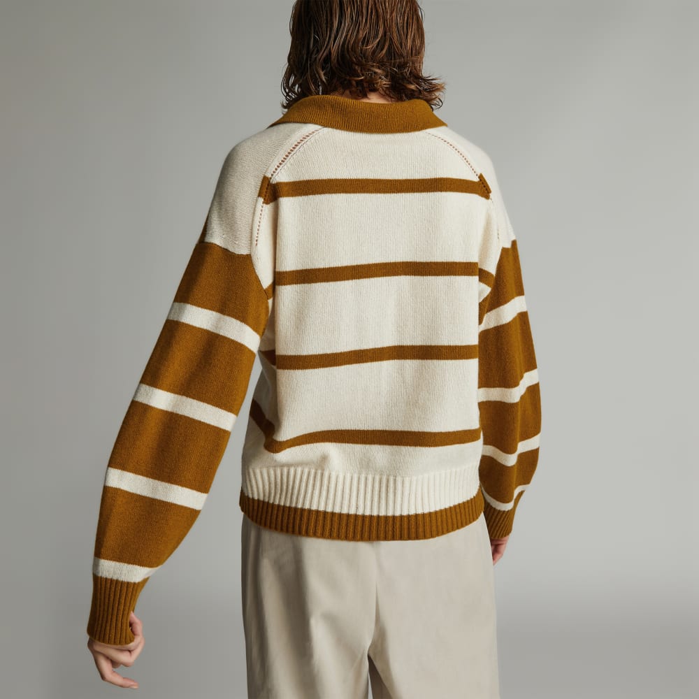 The Cashmere Polo in Bone / Tapenade — detail view