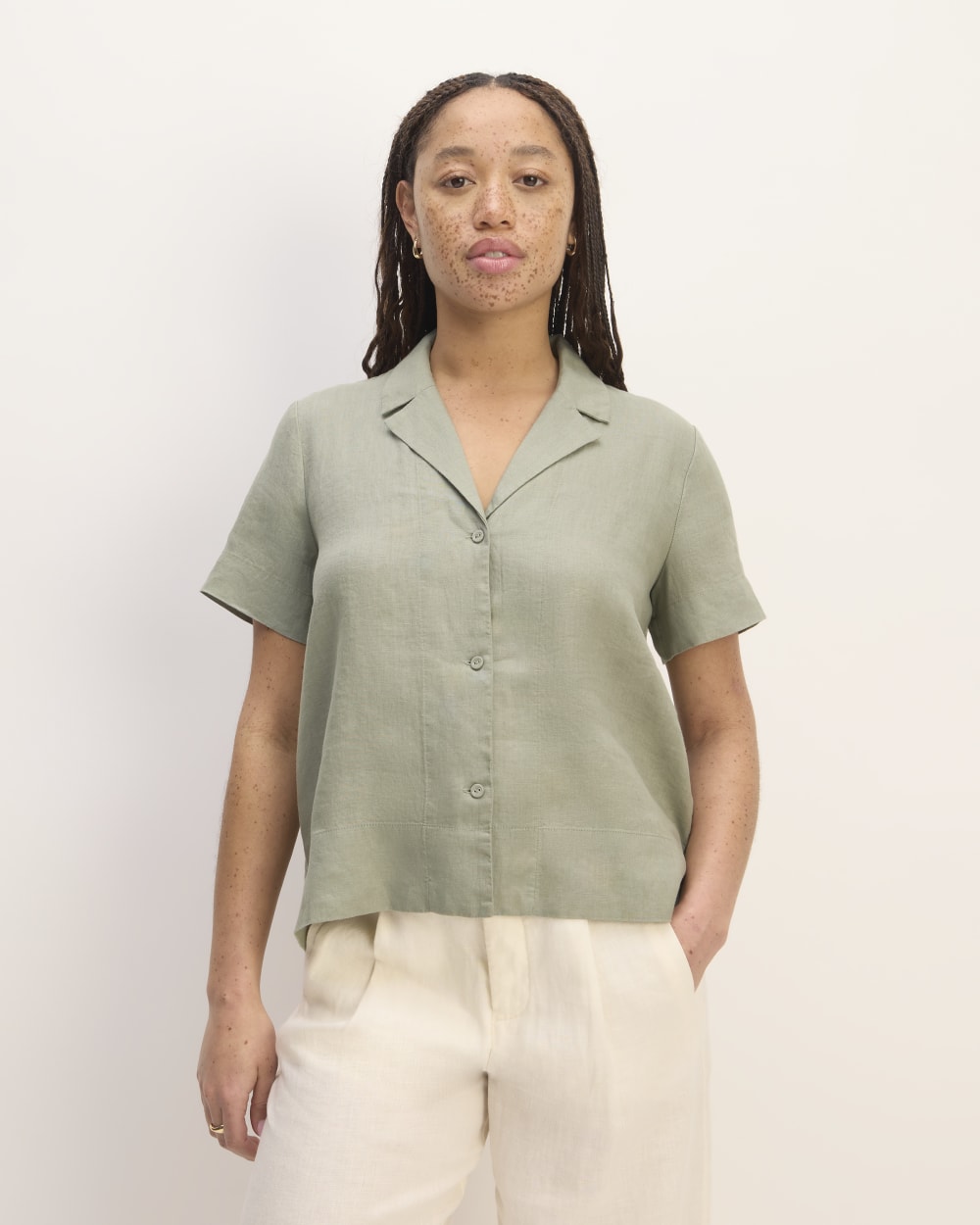 The Notch Shirt in Linen in Sage Green — front view