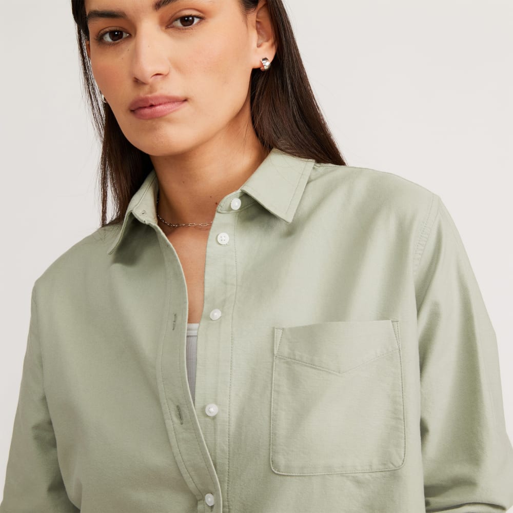The Must-Have Oxford Shirt in Seagrass — detail view